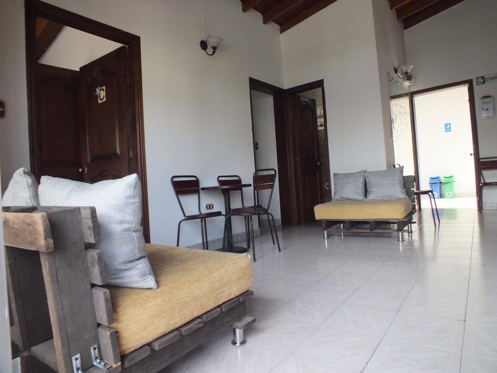 Hostal Casa Paraiso Medellín Zewnętrze zdjęcie