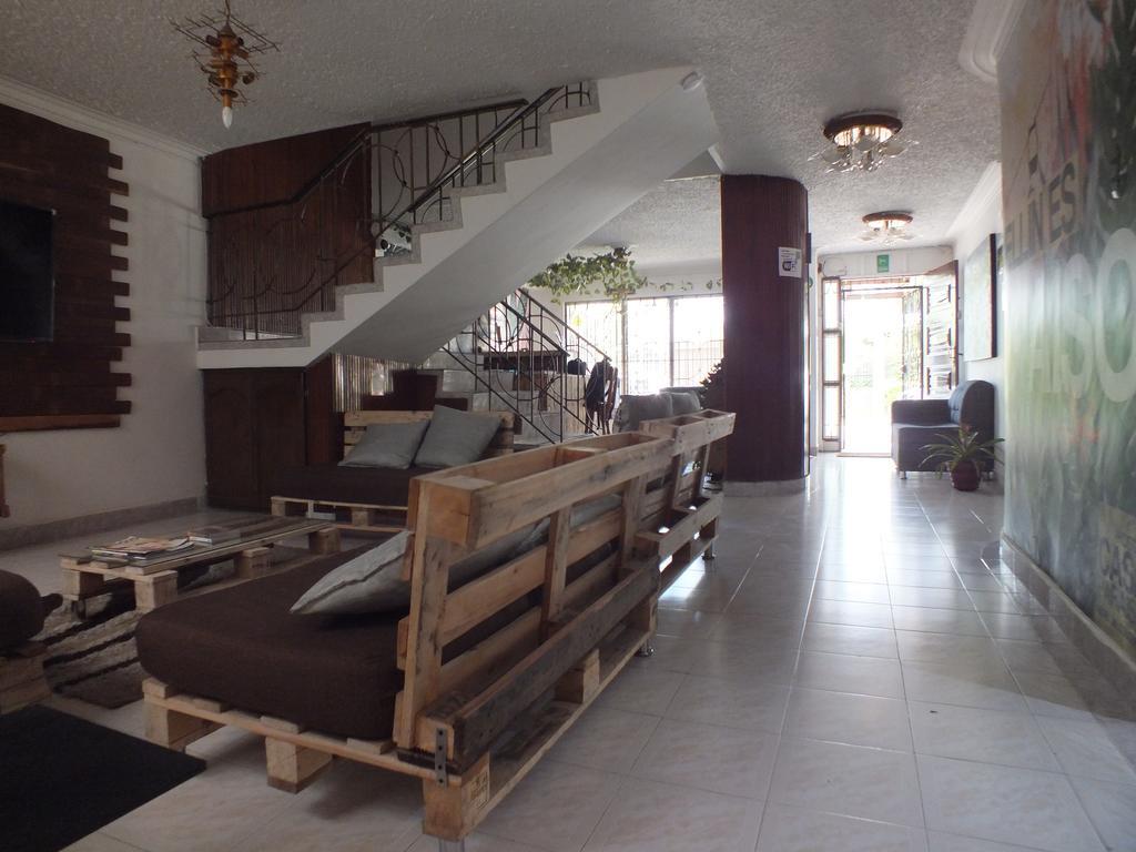 Hostal Casa Paraiso Medellín Zewnętrze zdjęcie